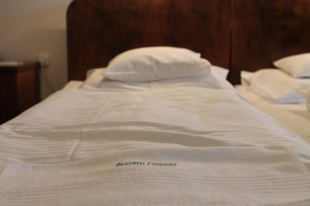 Orszem Fogado Hotel Szalafo Room photo
